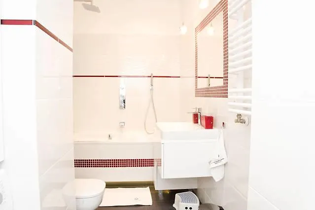 Apartment Modern & Functional Wwa